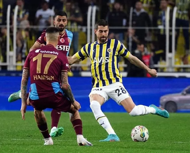 Fenerbahçe pes etmiyor