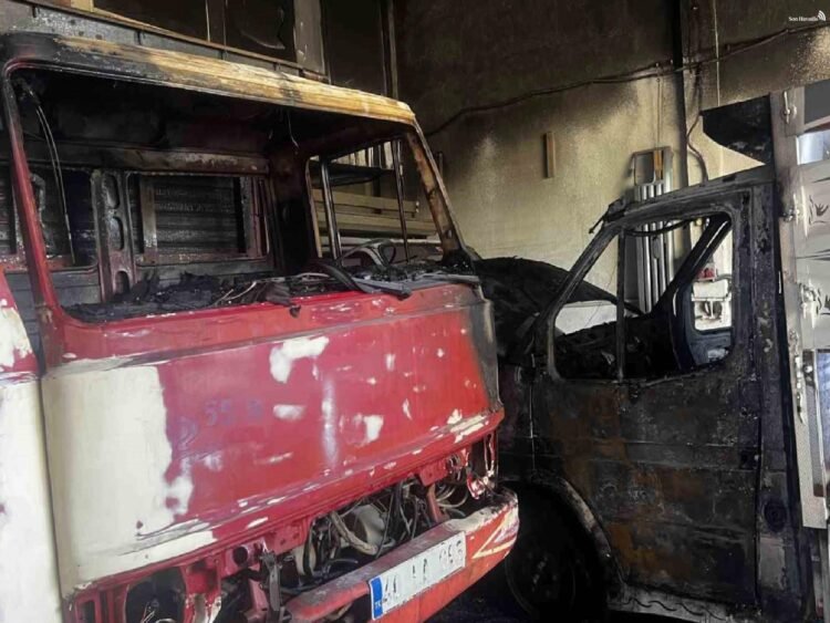 nevşehir'de işyerinde çıkan yangında 1 kişi yaralandı, 3 araçta hasar oluştu